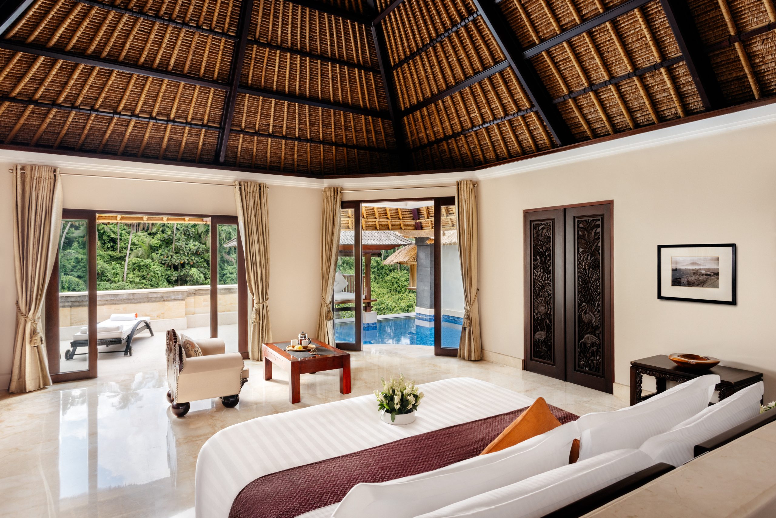 Terrace Villa bedroom with view over valley