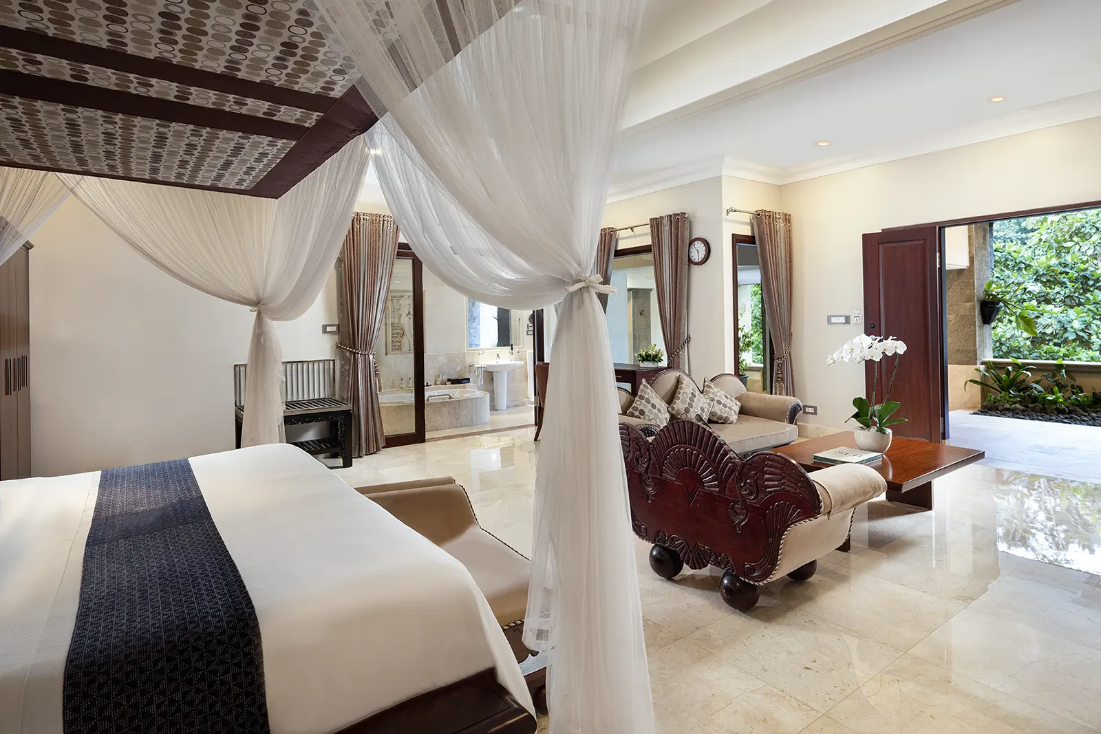Viceroy Bali - Pool Suite Villa Interior