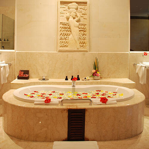 Viceroy Bali - Garden villa bathtub