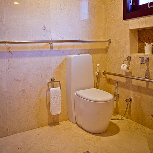 Viceroy Bali Deluxe Terrace Villa - Handicap Toilet