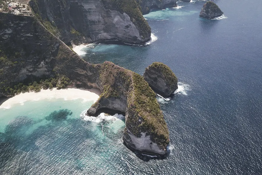 NUSA LEMBONGAN & NUSA PENIDA COSTAL SKY TOUR