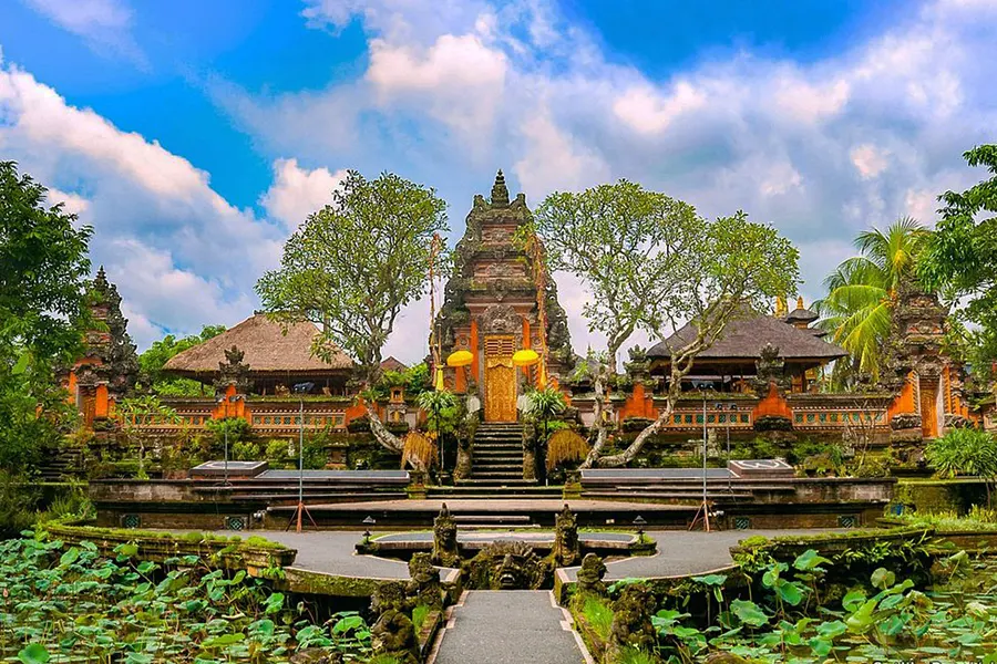 PURA SARASWATI, WATER PALACE