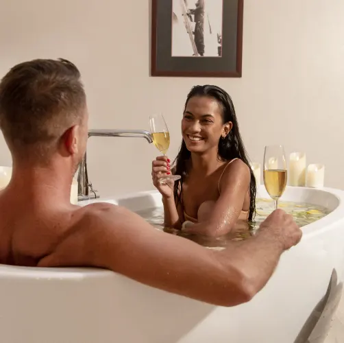 Lembah-Spa-Guest-Couple-Citrus-Bath