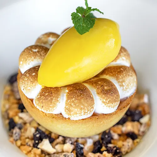 CasCades Restaurant Dessert Lemon Tart