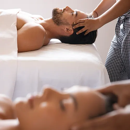 Akoya Spa - Couple Massage