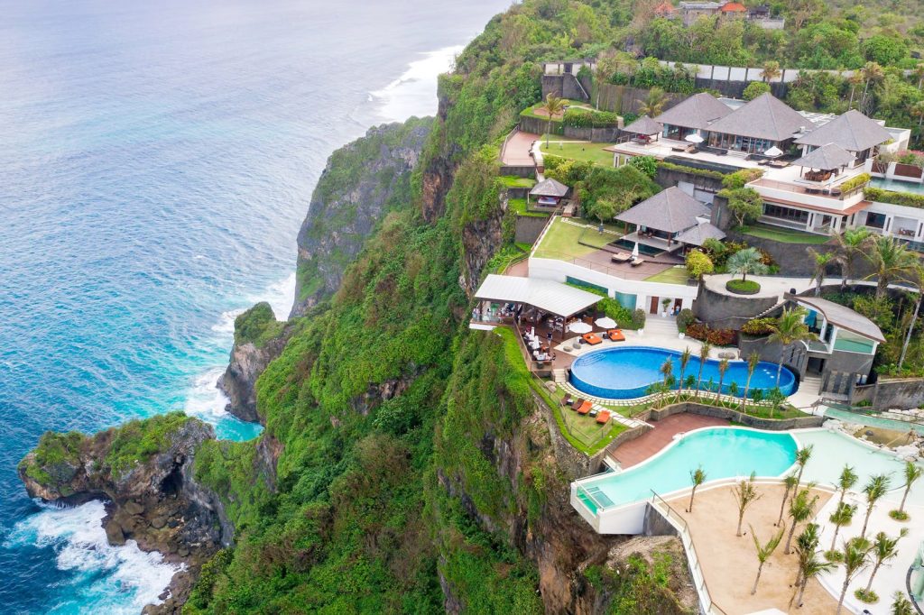 The cliffside view of The Edge in Bali