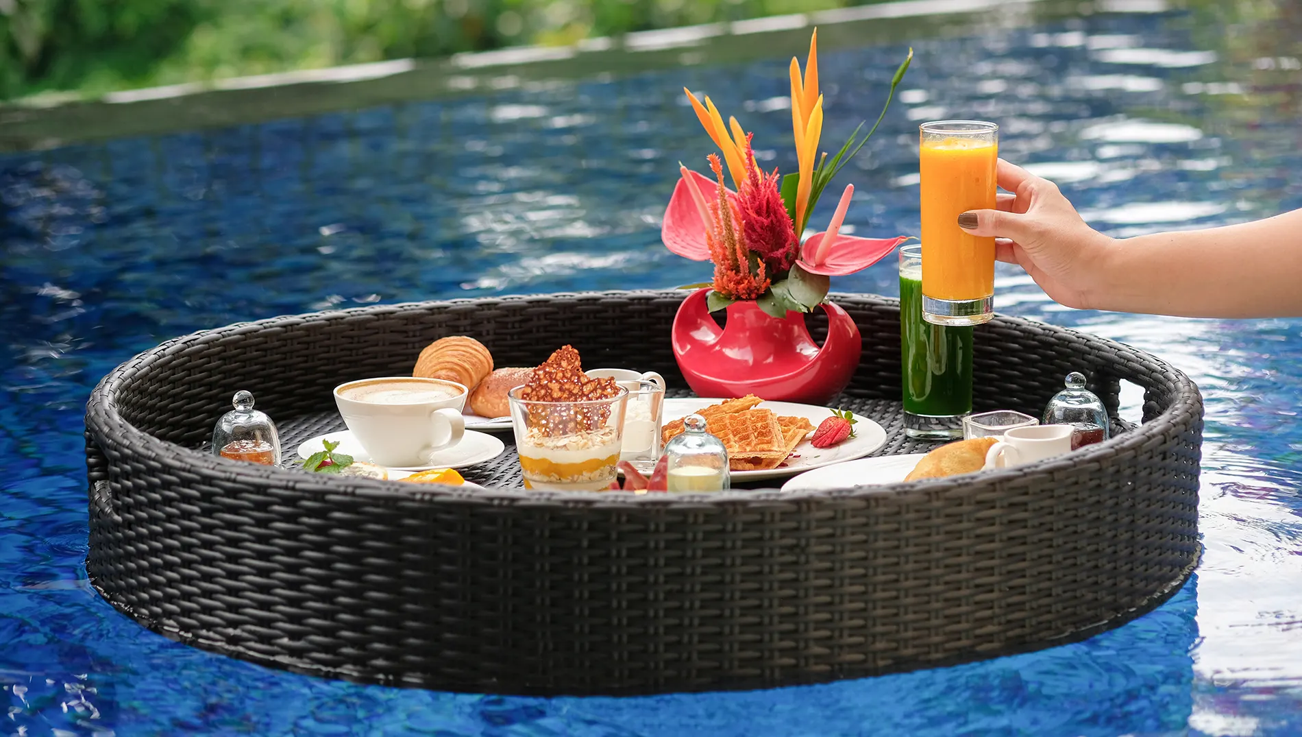 The floating breakfast at Viceroy Bali