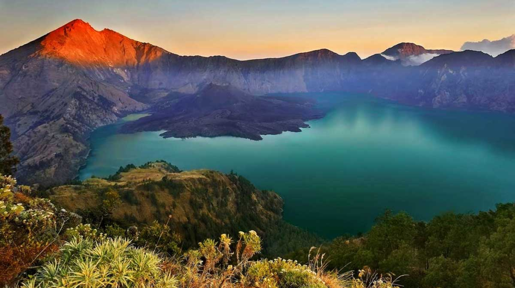 Lombok's crater lake and mountains