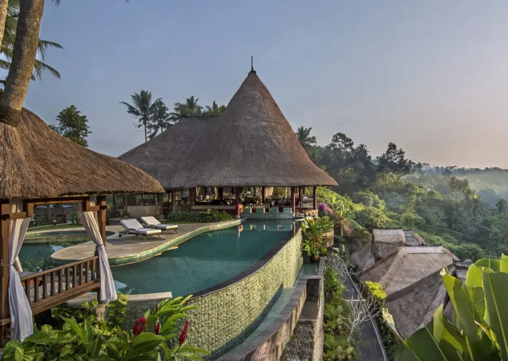 Viceroy Bali - infinity pool with valley view
