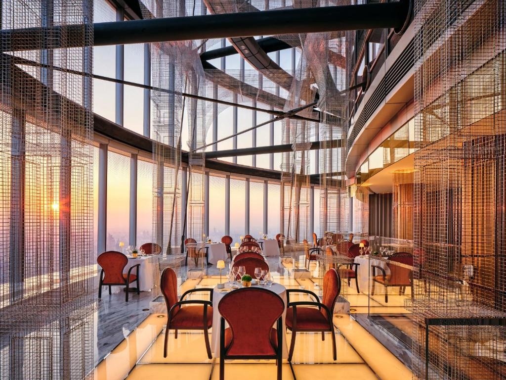 J Hotel, Shanghai Tower China